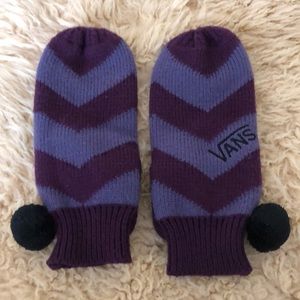 EUC Vans mittens